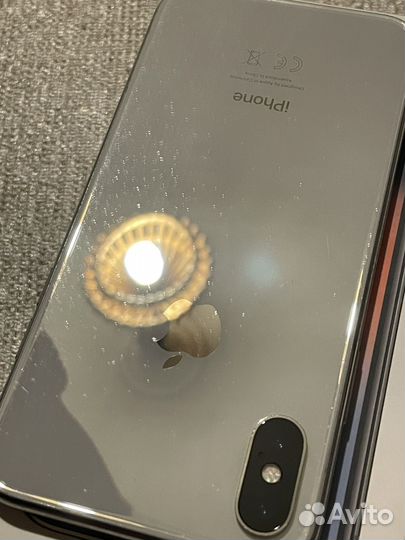iPhone X, 64 ГБ