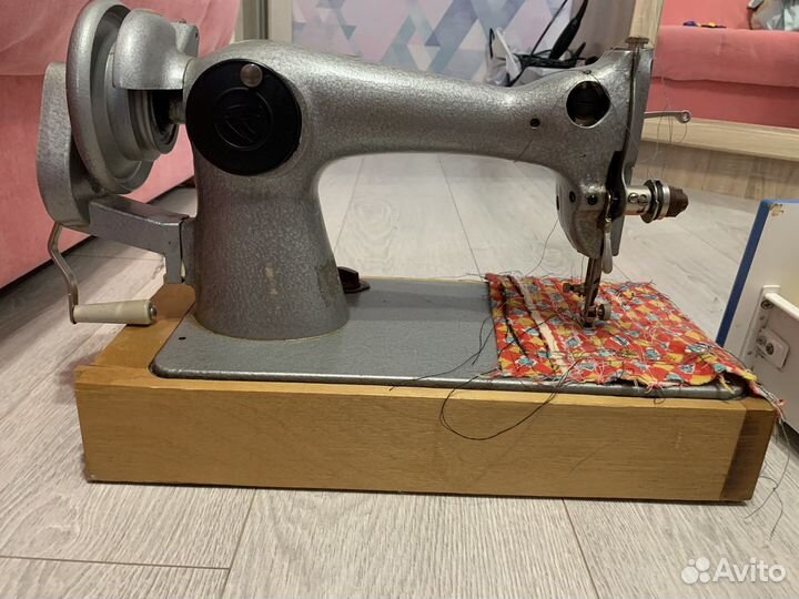Швейная машинка