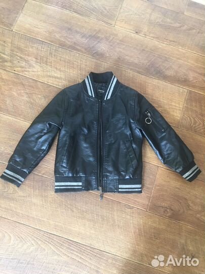 Куртка бомбер