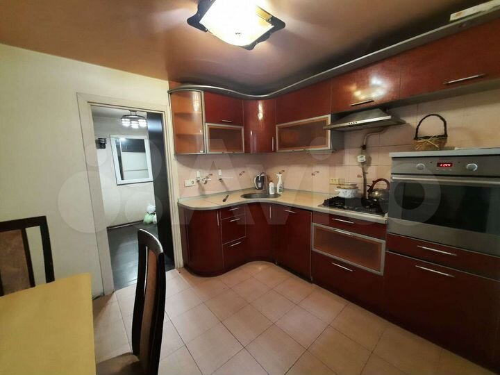 2-к. квартира, 54 м², 2/5 эт.