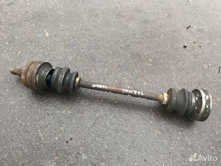 Привод задний приводной вал Mercedes Benz W124 E23