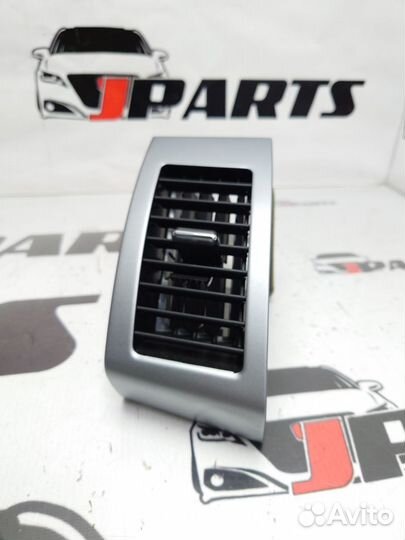 Дефлектор воздуховода Mitsubishi Outlander II (200