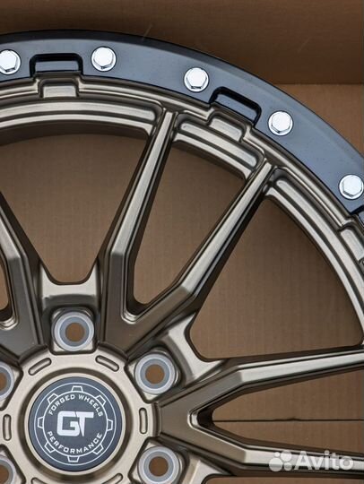 Кованые диски GT Forged R20 на Dodge Ram 1500