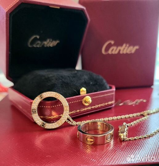 В наличии золотое колье cartier love с муссанитами