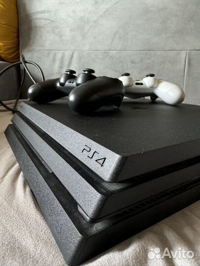 Sony playstation 4 pro 1tb