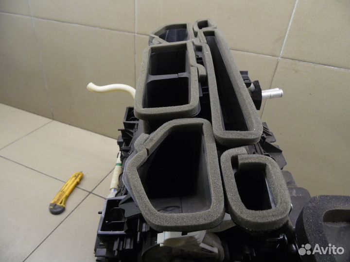 Корпус отопителя Fortuner 2015