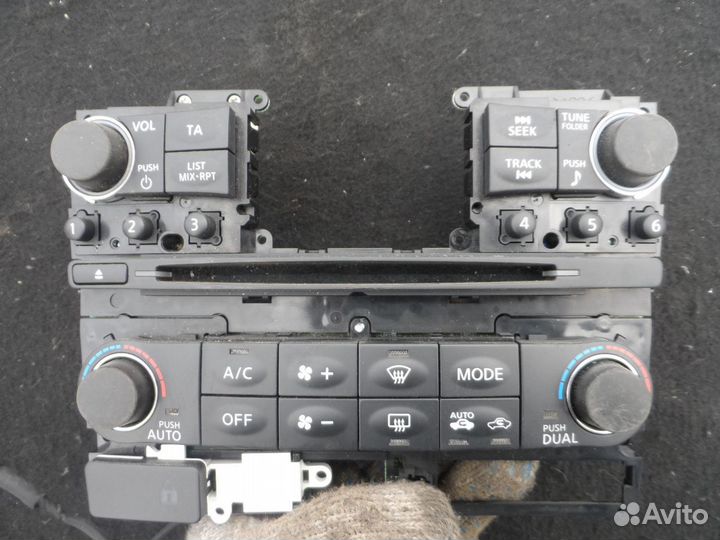 Блок управления климатом Infiniti FX/QX70 S51