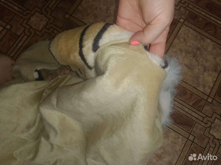 Коврик в виде тигра