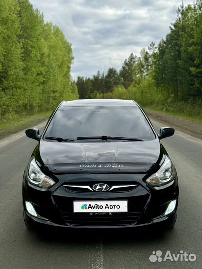 Hyundai Solaris 1.6 AT, 2011, 100 000 км