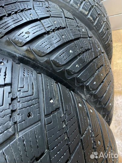 Goodyear UltraGrip Ice Arctic SUV 235/55 R19 105T