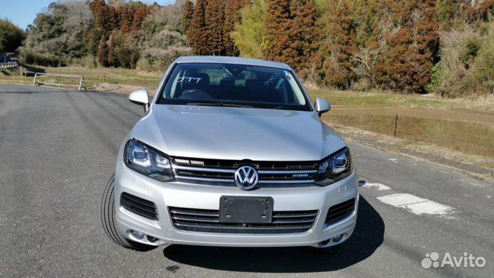Авто на разбор Volkswagen Touareg 7P cgea 2011
