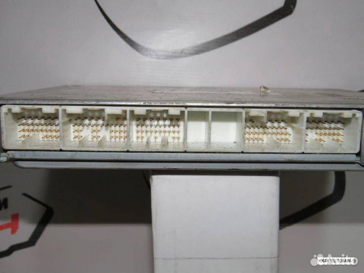 Блок EFI toyota 1AZ-FSE avensis AZT250 AZT250W 896