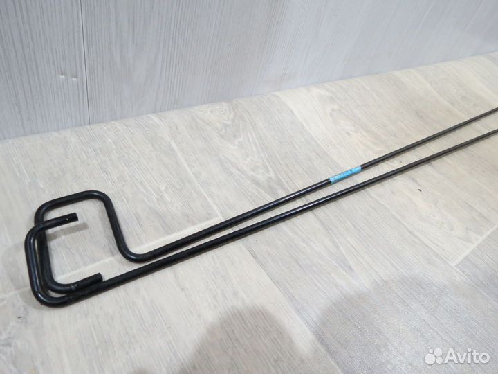 Торсион багажника Hyundai Solaris