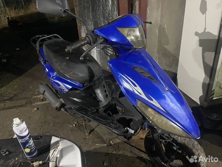 Скутер vento Corsa