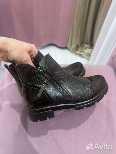 Ботинки осенние для девочки 33