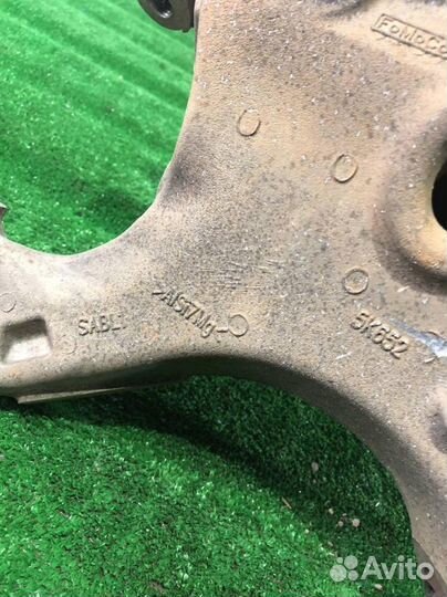 Рычаг задний левый нижний Ford Mustang 6