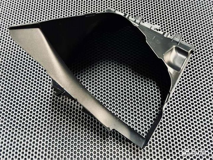 Воздуховод интеркулера передний Porsche Macan