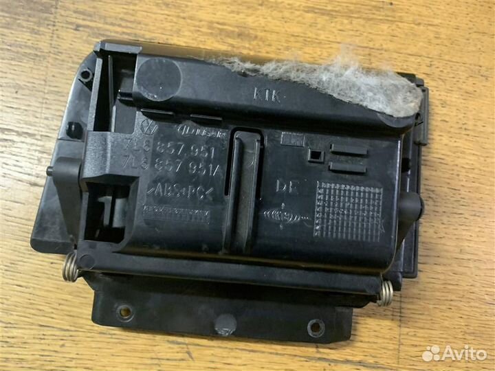 Пепельница задняя (в дверь) VW Touareg