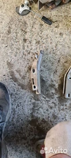 Петли капота peugeot 206 пежо 206