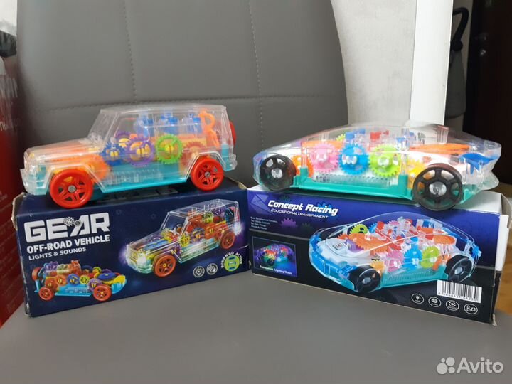 Прозрачная светящаяся машинка с музыкой