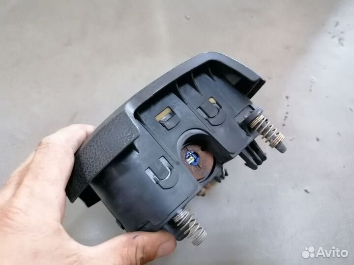 Подушка безопасности в руль Nissan Almera Classic