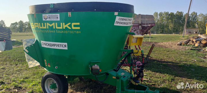 Миксер кормораздатчик