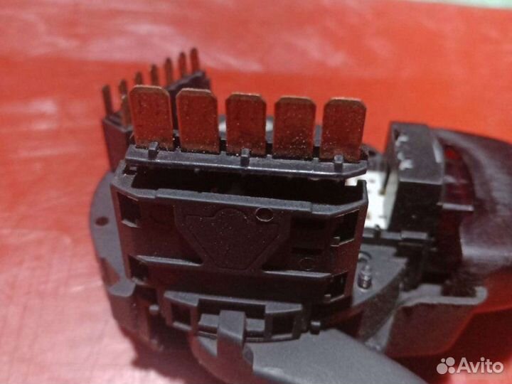 Переключатель поворотов Volkswagen Vento седан