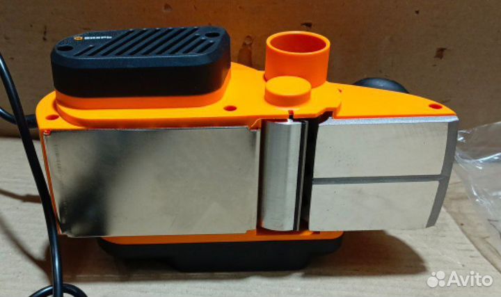 Повреждена упаковка Рубанок Вихрь Р-3А/82