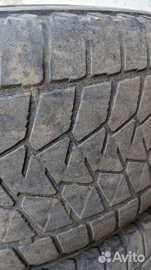 Bridgestone Blizzak DM-V2 245/65 R17 107S