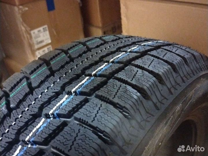 Nitto SN3 Winter 215/60 R17 96H