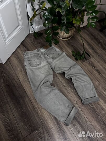 Широкие джинсы motor