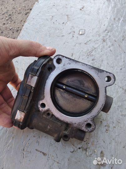 Дросcельная заслонка Вольво S60 2.4