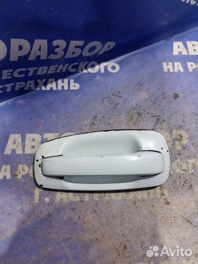 Наружная ручка двери Ваз Лада Приора седан 21126