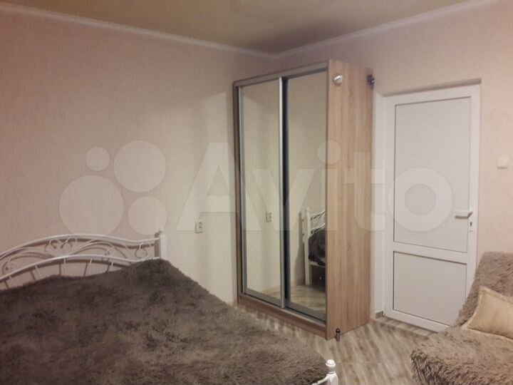 Комната 20 м² в 1-к., 1/2 эт.