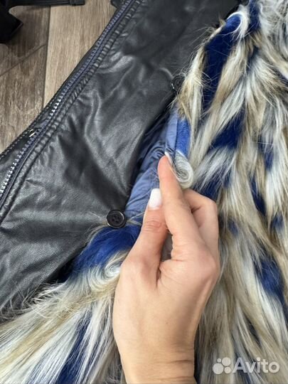 Зимняя куртка женская trussardi