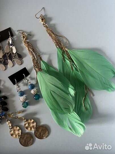 Серьги (бижутерия)