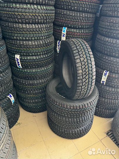 Viatti Brina Nordico V-522 195/65 R15 91Q