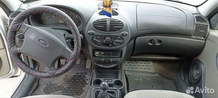 LADA Kalina 1.4 МТ, 2011, 145 600 км