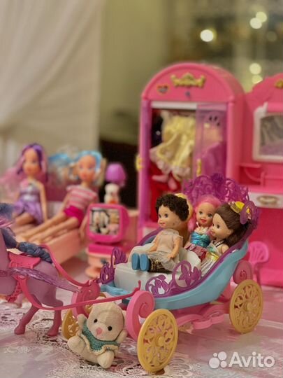 Игрушки Барби