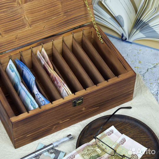 Коробка / шкатулка из дерева для денег