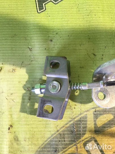 Рычаг стояночного тормоза Hyundai Solaris