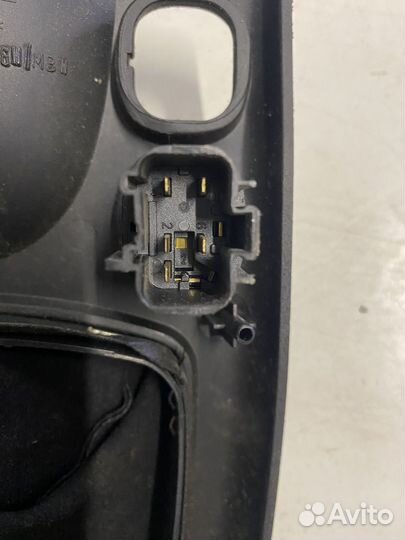 Центральная консоль кпп Ford Focus 1