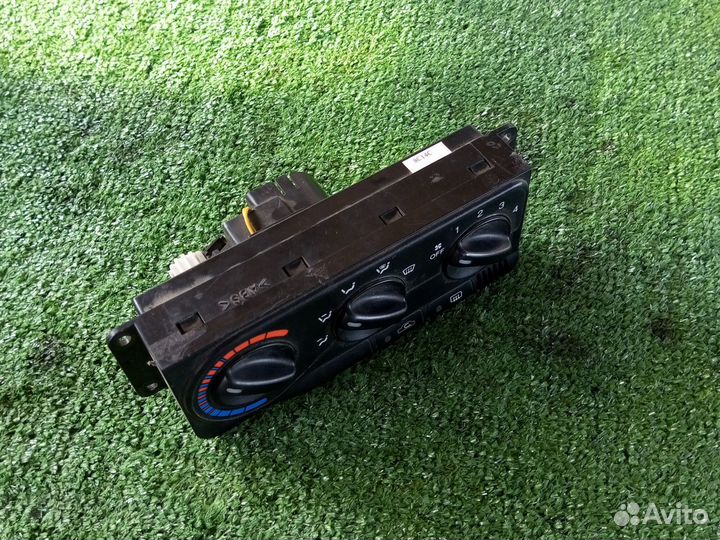 Блок управления печкой Daewoo Nubira