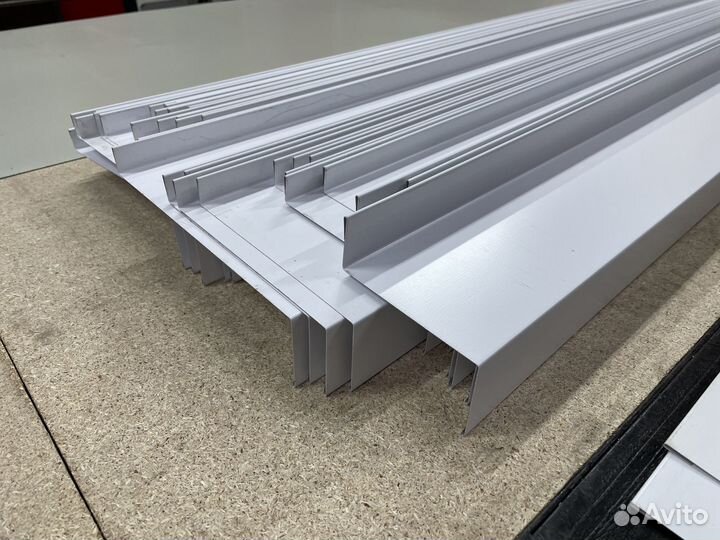 Отливы на окна, капельники,стальные откосы цена от