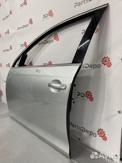 Дверь передняя левая VW jetta V (2005-2011)