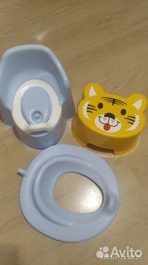 Горшок детский,крышка на унитаз и подставка