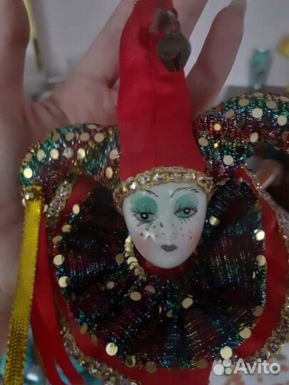 Игрушка фарфор арлекин