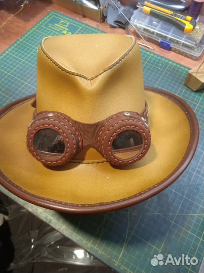 Шляпа мужская кожаная