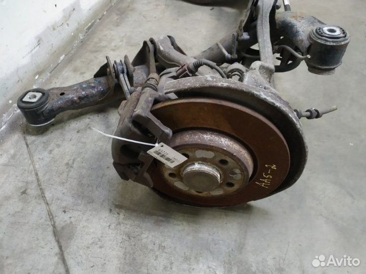 Балка Audi A5 лифтбек 2.0 дизель 2010