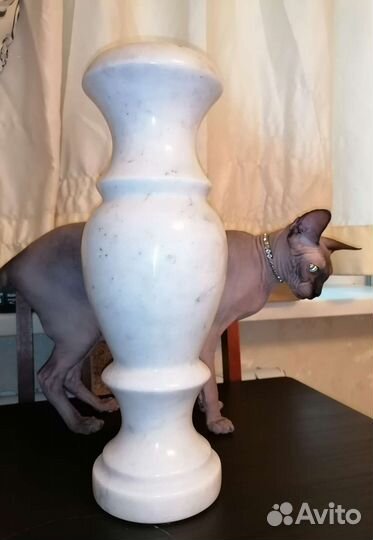 Мраморная ваза 40см